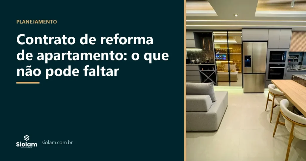 Sala integrada à cozinha em apartamento reformado pela Siolam Engenharia em São Paulo